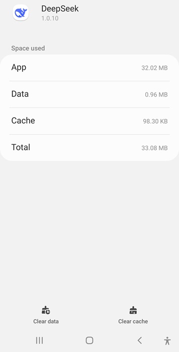 clear Deepseek's app data